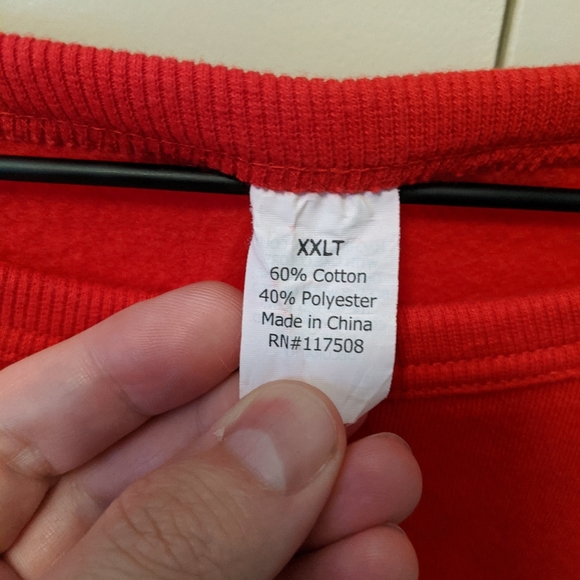 👣XMAS Big and Tall Don't Stop Believin' Sweatshirt - Picture 3 of 3